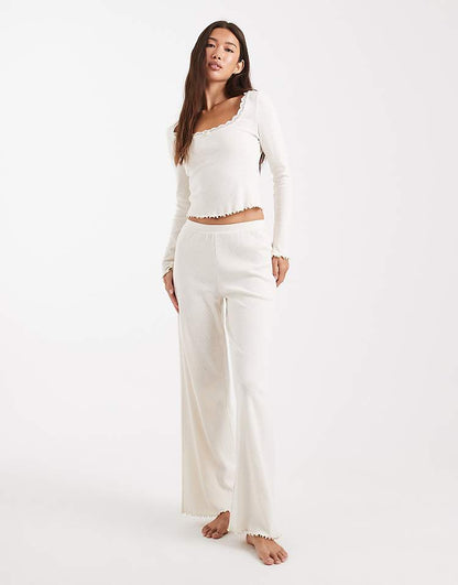 https://images.asos-media.com/products/miss-selfridge-pointelle-square-neck-top-in-cream/208756916-2?$n_750w$&wid=750&fit=constrain