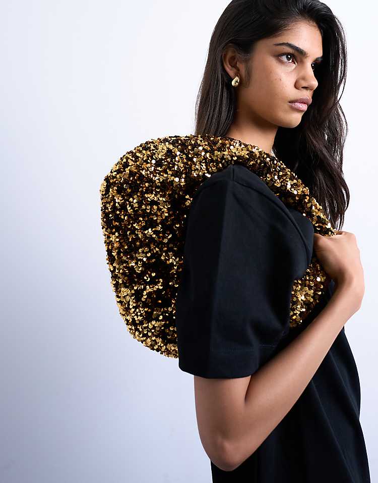 https://images.asos-media.com/products/topshop-santana-scoop-sequin-shoulder-bag-in-gold/208782101-2?$n_750w$&wid=750&fit=constrain