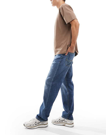 https://images.asos-media.com/products/jack-jones-chris-straight-jeans-in-mid-blue/208825185-3?$n_750w$&wid=750&fit=constrain