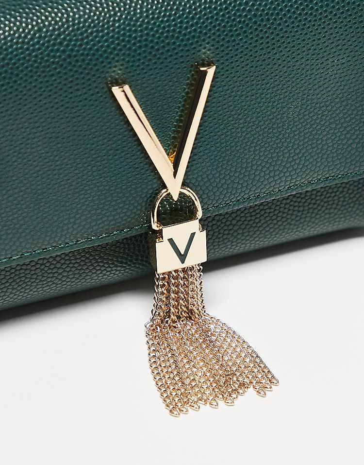 https://images.asos-media.com/products/valentino-divina-crossbody-bag-in-deep-green/208825687-2?$n_750w$&wid=750&fit=constrain