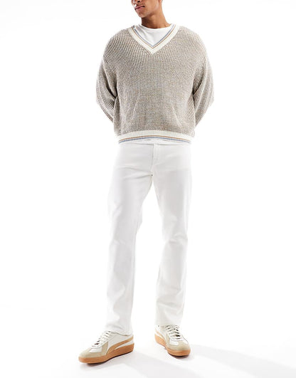 https://images.asos-media.com/products/jack-jones-chris-straight-leg-jeans-in-white/208829749-1-clouddancer?$n_750w$&wid=750&fit=constrain