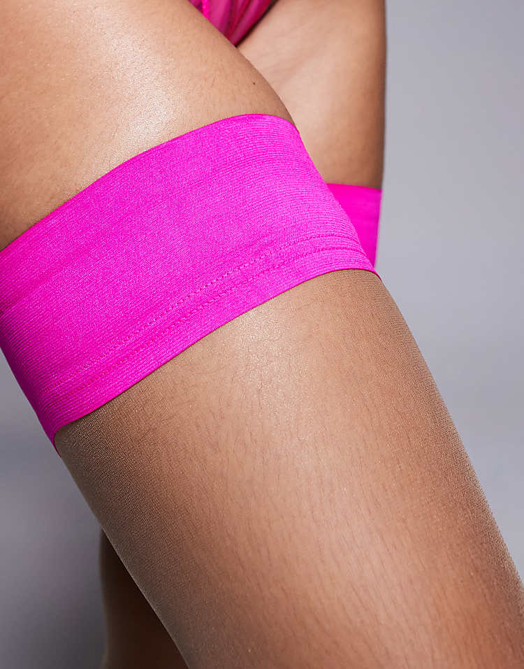 https://images.asos-media.com/products/ann-summers-plain-top-hold-ups-in-pink/208941036-3?$n_750w$&wid=750&fit=constrain