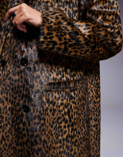 https://images.asos-media.com/products/asos-design-faux-fur-dad-coat-in-pony-skin-leopard/208962759-2?$n_750w$&wid=750&fit=constrain