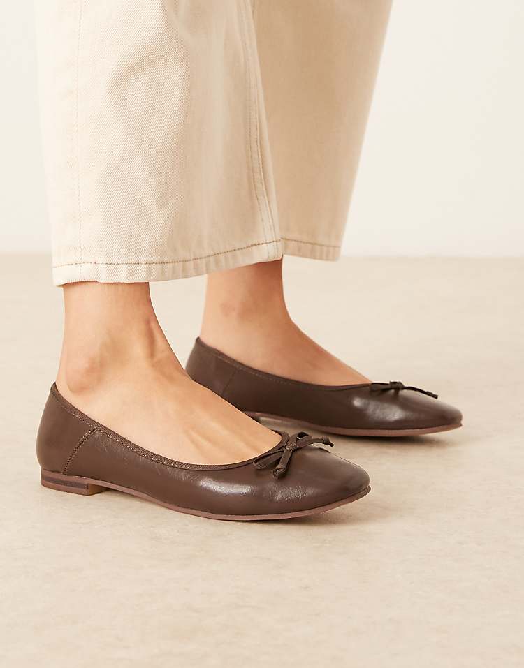 https://images.asos-media.com/products/asos-design-lullaby-bow-ballet-flats-in-chocolate/208977997-1-brown?$n_750w$&wid=750&fit=constrain