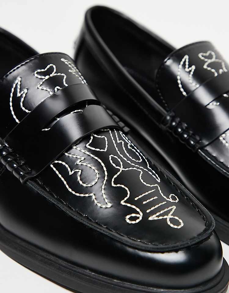 https://images.asos-media.com/products/asos-design-penny-loafers-in-black-with-western-detailing/208982103-2?$n_750w$&wid=750&fit=constrain