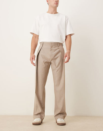 https://images.asos-media.com/products/asos-design-smart-wide-leg-pants-with-front-deep-pleat-in-neutral-pinstripe/209001686-2?$n_750w$&wid=750&fit=constrain