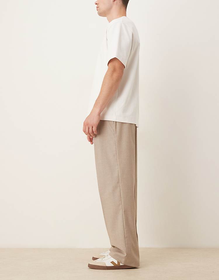 https://images.asos-media.com/products/asos-design-smart-wide-leg-pants-with-front-deep-pleat-in-neutral-pinstripe/209001686-3?$n_750w$&wid=750&fit=constrain