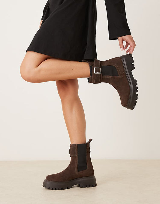 https://images.asos-media.com/products/asos-design-astrid-chunky-chelsea-boots-with-buckles-in-real-chocolate-suede/209007013-1-chocolatesuede?$n_750w$&wid=750&fit=constrain