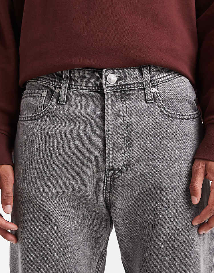 https://images.asos-media.com/products/jack-jones-chris-straight-jeans-in-gray/209019906-5?$n_750w$&wid=750&fit=constrain