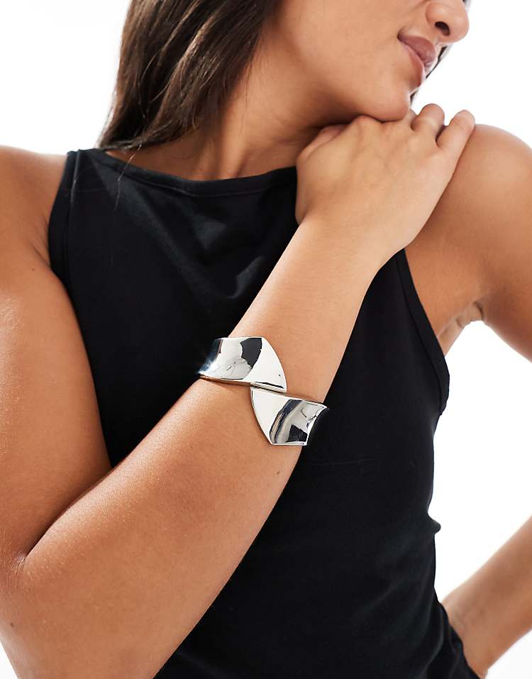 https://images.asos-media.com/products/asos-design-cuff-bracelet-with-square-wraparound-detail-in-silver-tone/209026627-3?$n_750w$&wid=750&fit=constrain