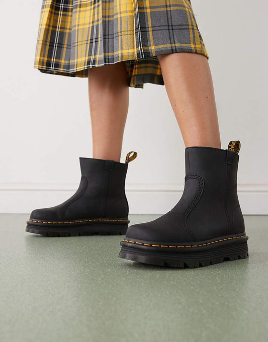https://images.asos-media.com/products/dr-martens-zebzag-rigger-boot-in-black/209034931-1-black?$n_750w$&wid=750&fit=constrain