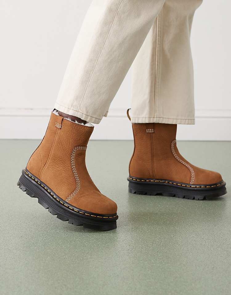 https://images.asos-media.com/products/dr-martens-zebzag-shearling-lined-rigger-boot-in-brown/209034933-1-brown?$n_750w$&wid=750&fit=constrain
