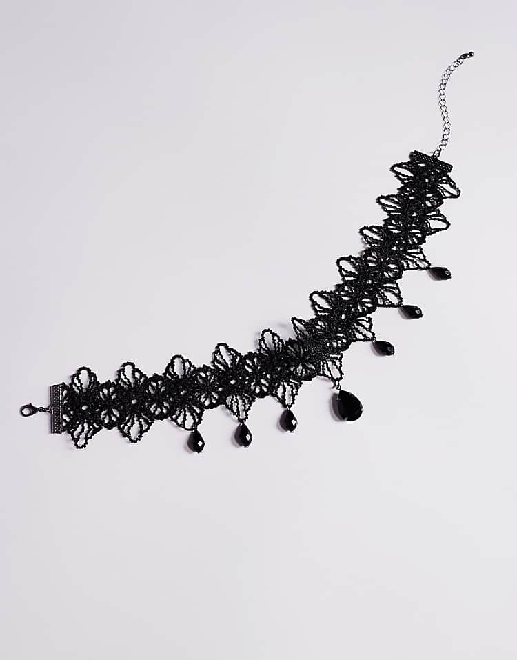 https://images.asos-media.com/products/asos-design-halloween-choker-with-lace-details-faux-stone-pendants-in-black/209079251-3?$n_750w$&wid=750&fit=constrain