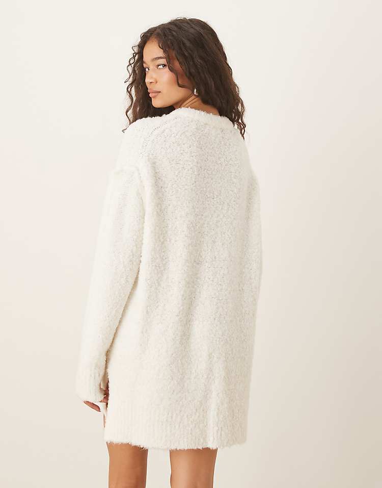 https://images.asos-media.com/products/glamorous-fluffy-sweater-mini-dress-in-white/209120819-3?$n_750w$&wid=750&fit=constrain