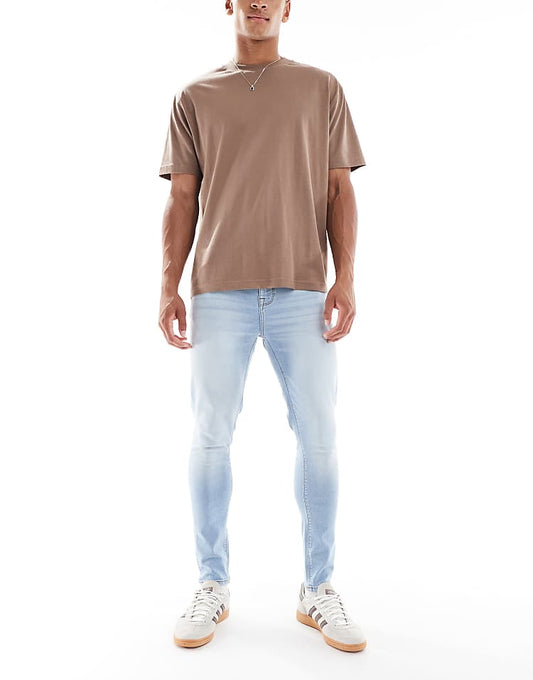 https://images.asos-media.com/products/asos-design-power-stretch-jeans-in-light-wash-blue/209122535-1-lightwashblue?$n_750w$&wid=750&fit=constrain