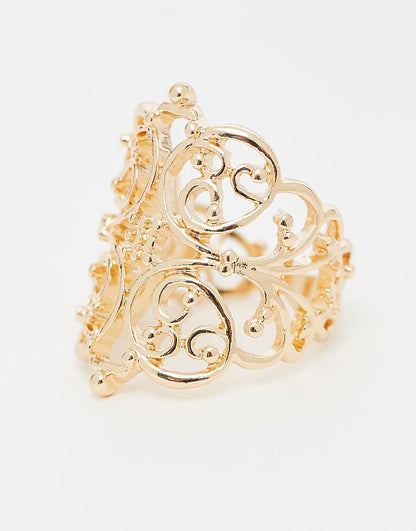 https://images.asos-media.com/products/reclaimed-vintage-pretty-cut-work-ring-in-gold/209166466-2?$n_750w$&wid=750&fit=constrain