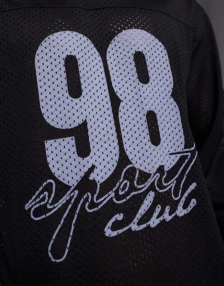 https://images.asos-media.com/products/asos-design-relaxed-long-sleeve-t-shirt-with-sports-graphic-in-washed-black-airtex/209234460-4?$n_750w$&wid=750&fit=constrain