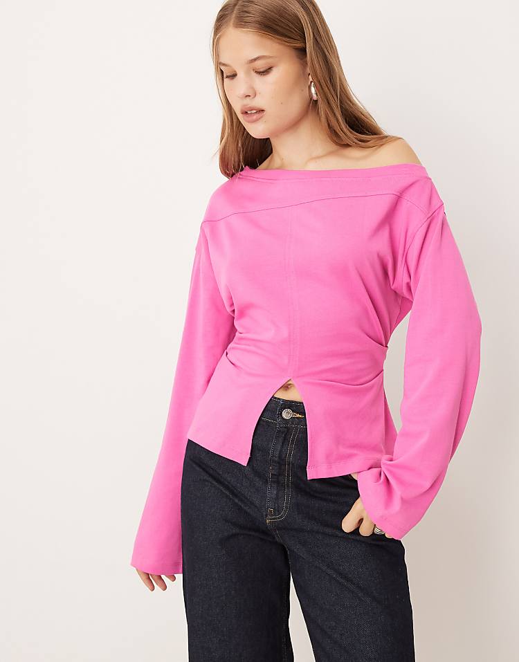 https://images.asos-media.com/products/asos-design-long-sleeve-off-shoulder-corset-waist-tee-in-bright-pink/209251421-1-pink?$n_750w$&wid=750&fit=constrain