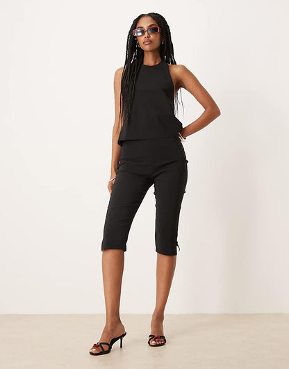 https://images.asos-media.com/products/asos-design-bengaline-capri-pants-with-side-split-in-black-part-of-a-set/209339785-1-black?$n_750w$&wid=750&fit=constrain