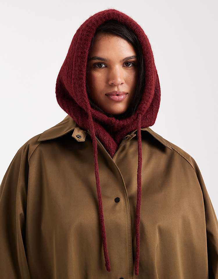 https://images.asos-media.com/products/pieces-oversized-balaclava-snood-in-burgundy-melange/209392490-2?$n_750w$&wid=750&fit=constrain