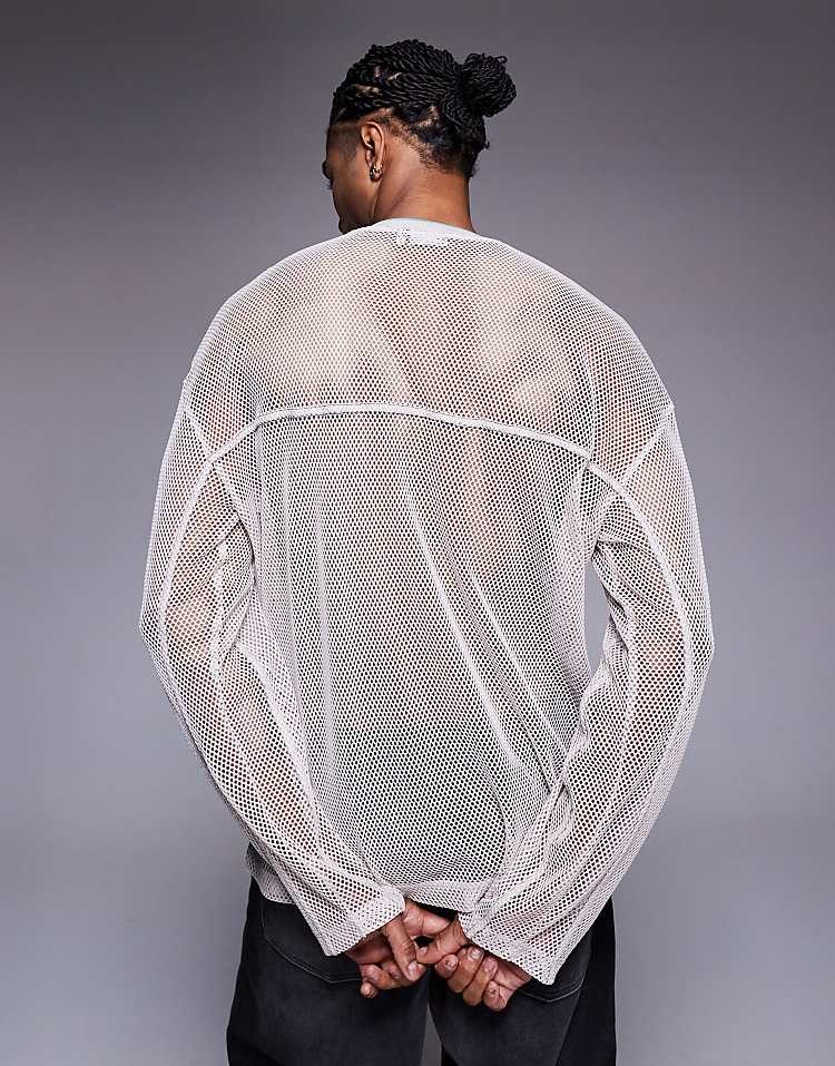 https://images.asos-media.com/products/asos-design-oversized-long-sleeve-t-shirt-with-v-neck-and-sports-graphic-in-beige-open-mesh/209495761-3?$n_750w$&wid=750&fit=constrain