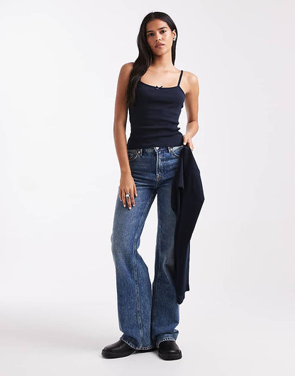 https://images.asos-media.com/products/miss-selfridge-2-in-1-ribbed-shrug-and-cami-set-in-navy/209502952-2?$n_750w$&wid=750&fit=constrain