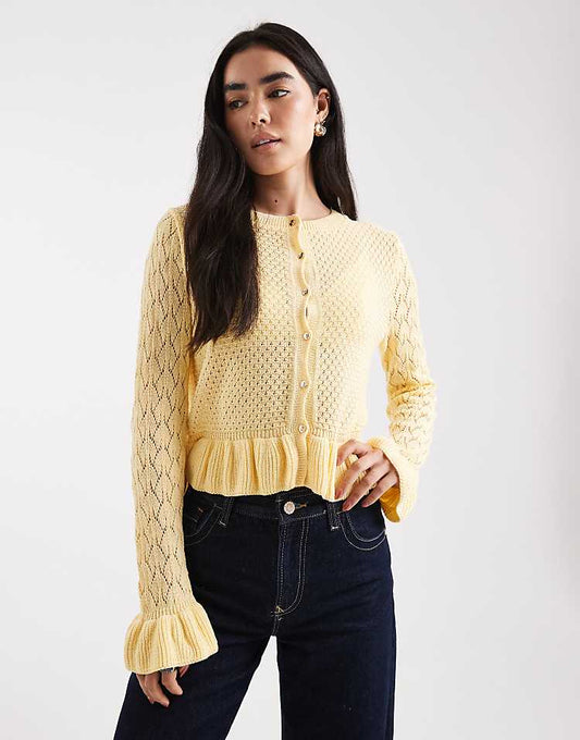 https://images.asos-media.com/products/miss-selfridge-peplum-knit-cardigan-in-buttermilk/209527481-1-buttermilk?$n_750w$&wid=750&fit=constrain