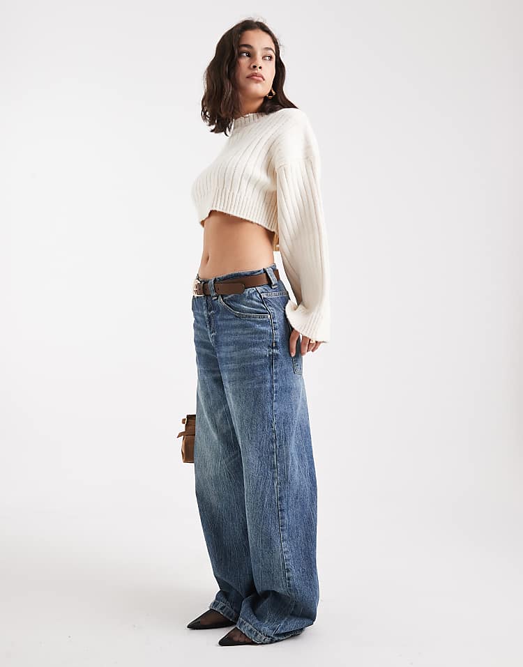 https://images.asos-media.com/products/asos-design-cropped-sweater-with-wide-rib-knit/209574357-3?$n_750w$&wid=750&fit=constrain