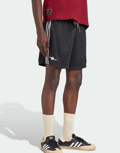 https://images.asos-media.com/products/adidas-originals-arsenal-terrace-icons-shorts-in-black/209611117-1-black?$n_750w$&wid=750&fit=constrain