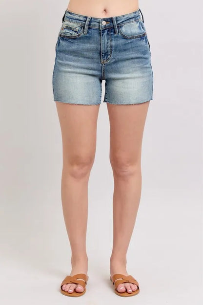 Judy Blue High Waist Star Seam Detail Denim Shorts MD / S MD / M MD / L MD / S-MD / M-MD / L-MD / 2XL-MD / 1XL-MD / 3XL-