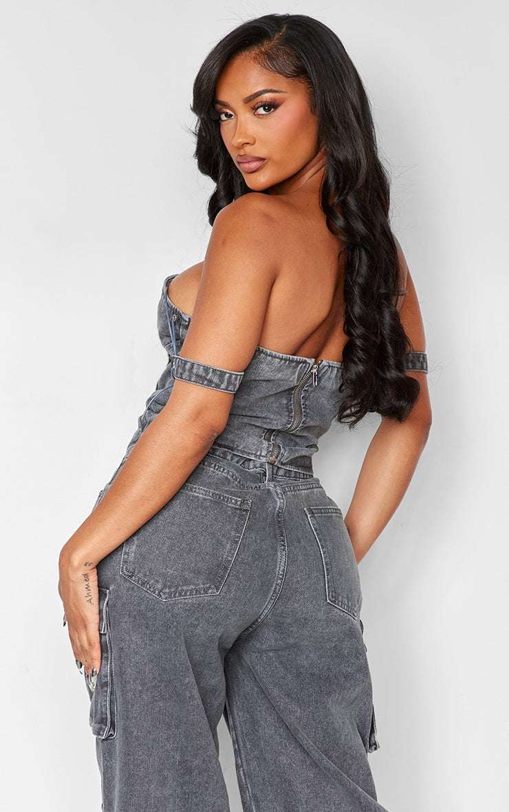 Chic Light Blue Wash Denim Lace-Up Front Corset for Flattering Shape Light Blue Wash / 6 Light Blue Wash / 8 Light Blue Wash / 10 Light Blue Wash / 6-Light Blue Wash / 8-Light Blue Wash / 10-Light Blue Wash / 12-Light Blue Wash / 14-Light Blue Wash / 16-Light Blue Wash / 18-Light Blue Wash / 20-Charcoal / 6-Charcoal / 8-Charcoal / 10-Charcoal / 12-Charcoal / 14-Charcoal / 16-Charcoal / 18-Charcoal / 20-