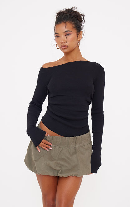 https://cdn-img.prettylittlething.com/4/4/7/9/447906fd6367cf12b016458d428b7864d5f1faff_cnj9177_1.jpg