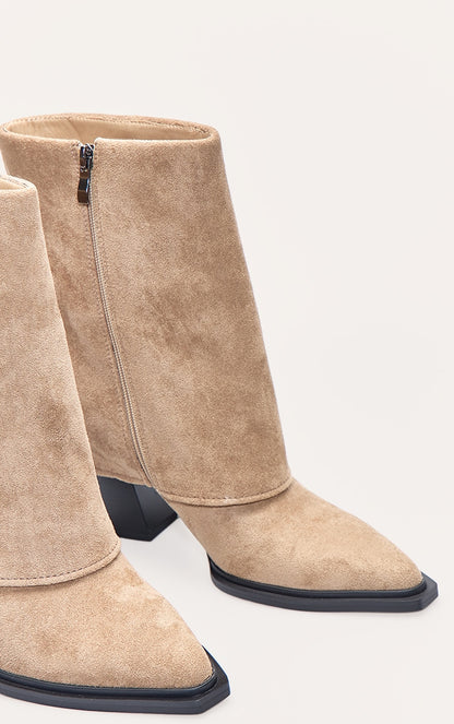 https://cdn-img.prettylittlething.com/5/6/1/5/5615e9bd8d48cf9da25527c239bbca70e5f3d9bd_CNN0444_5_stone_faux_suede_zip_up_heeled_ankle_cowboy_boot.jpg