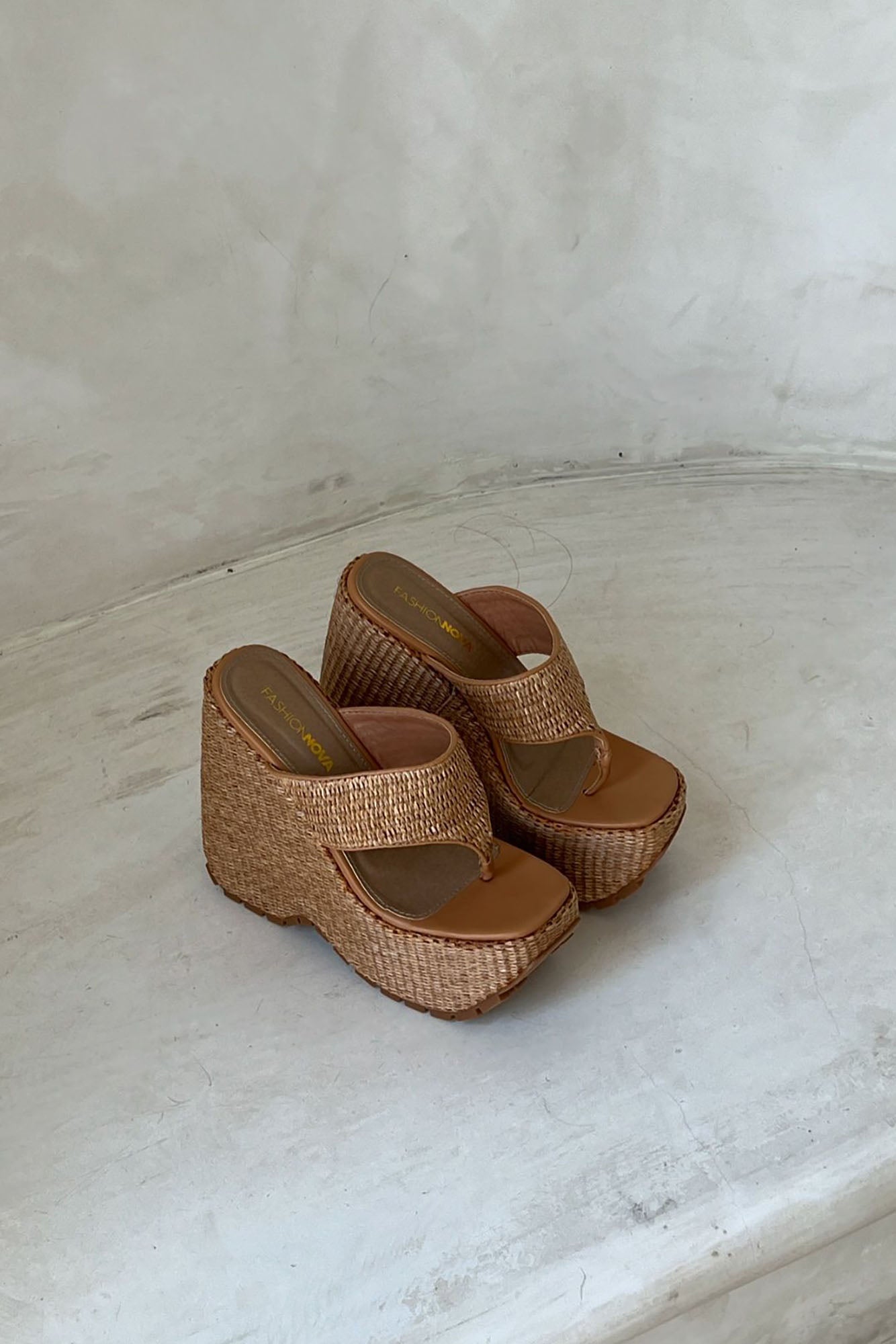 https://cdn.shopify.com/s/files/1/0293/9277/files/7-29-2024__159_Chase_The_Sun_Platform_Wedges_Tan_GF.jpg?v=1722899114