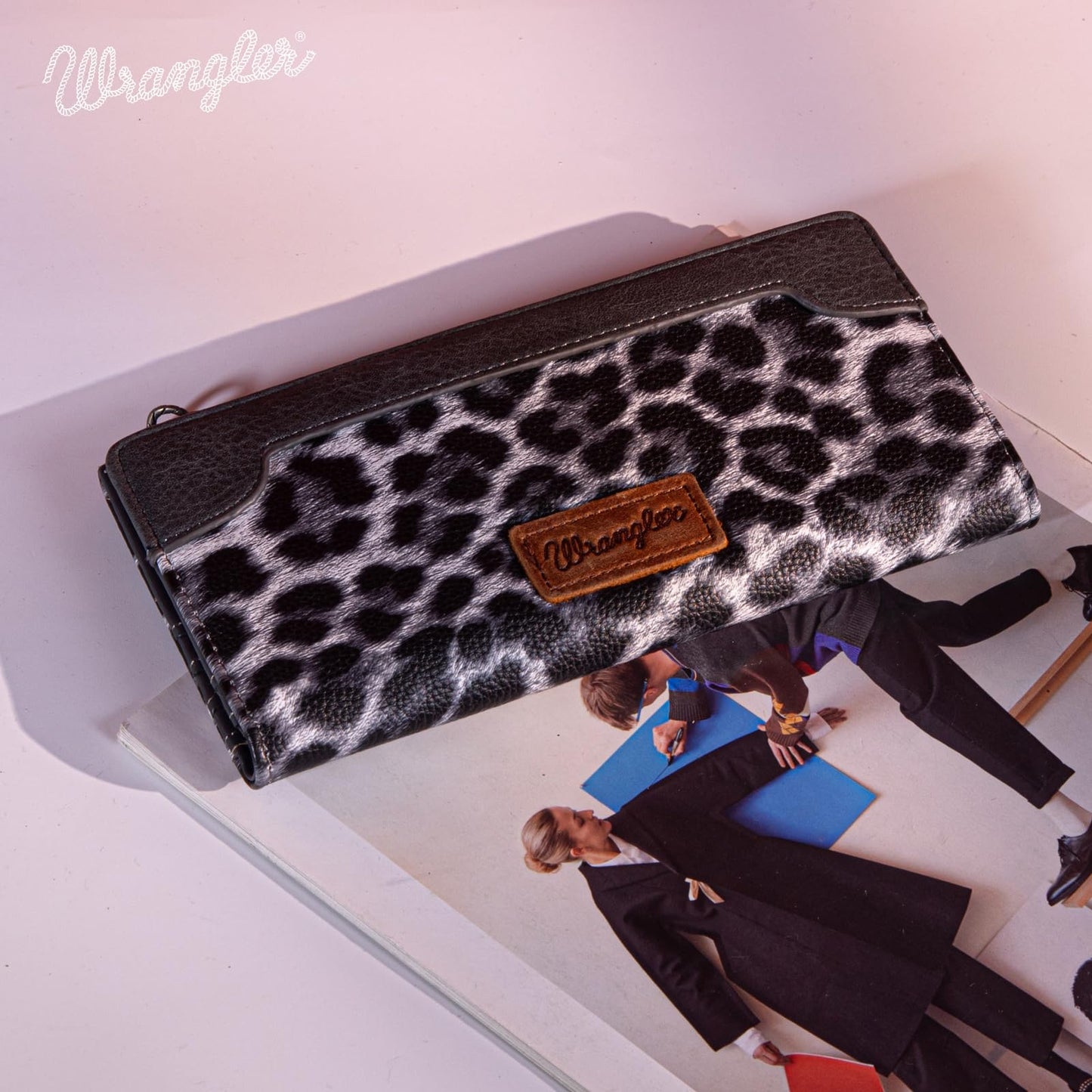 Wrangler Cow Print Wallets Womens Bifold Credit Card Wallet Women's Wallets, Card Cases & Money Organizers Brown Wallet for Women Ladies Female Cash Wallett with Smooth Zipper