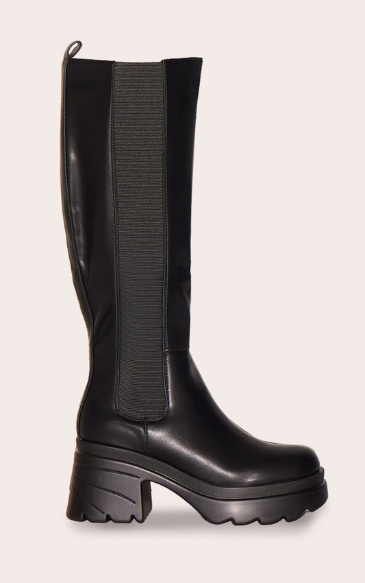 https://cdn-img.prettylittlething.com/7/2/b/b/72bbcba8cb33f7cfaedc83a46f7a102605d2bc0f_CNJ2088_1_black_pu_chunky_chelsea_heeled_knee_high_boots.jpg