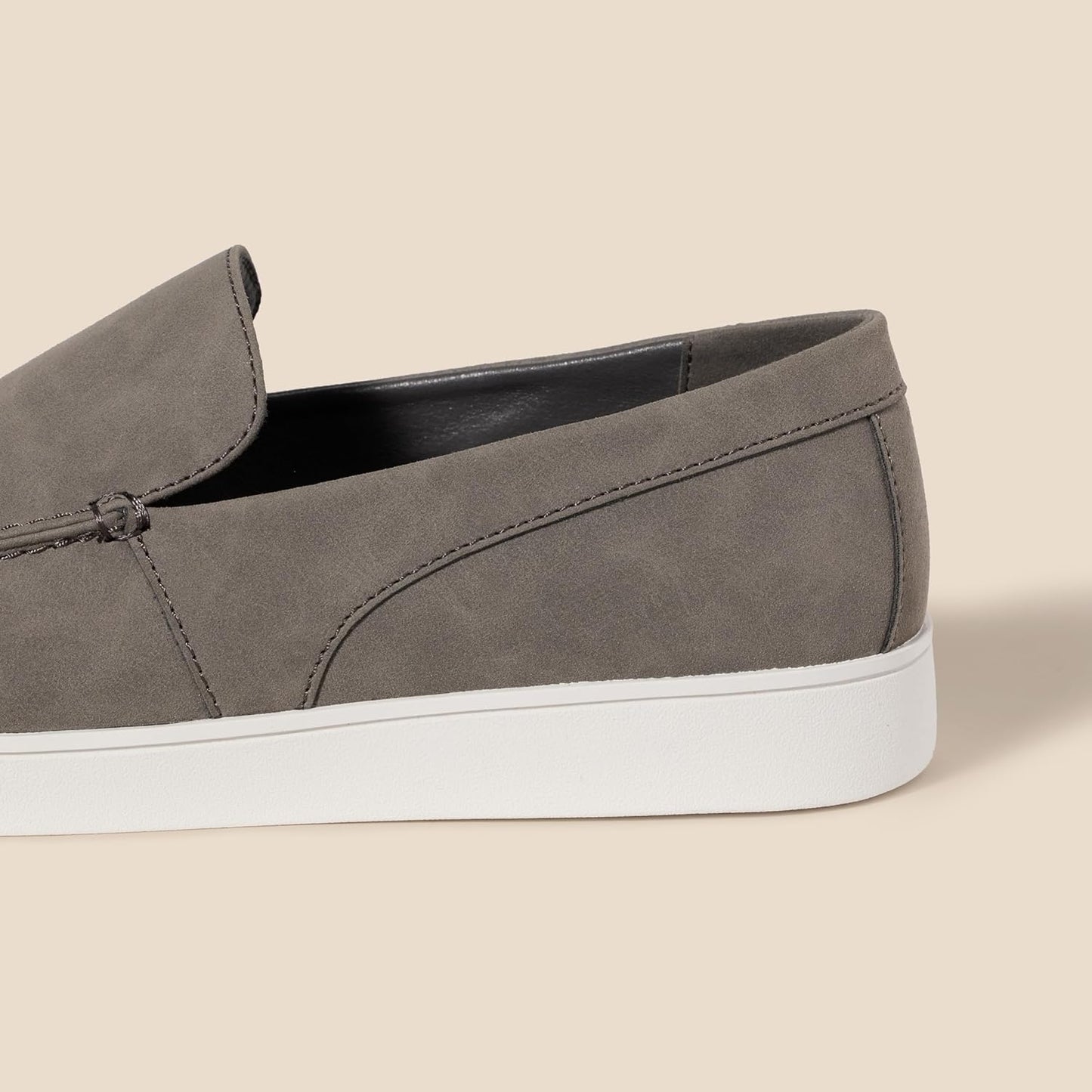 Amazon Essentials Mens Casual Slip-on Loafer Sneakers