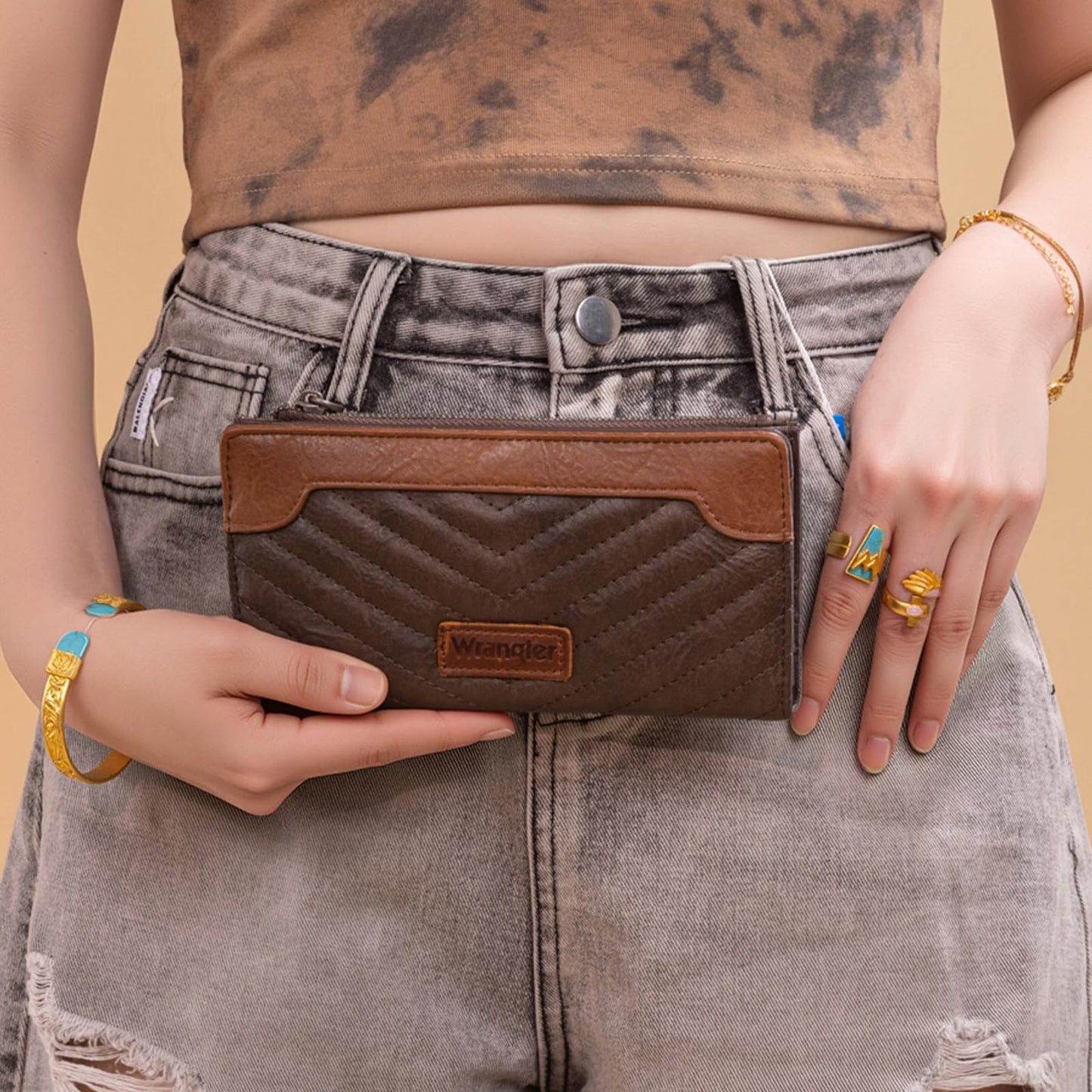 Wrangler Cow Print Wallets Womens Bifold Credit Card Wallet Women's Wallets, Card Cases & Money Organizers Brown Wallet for Women Ladies Female Cash Wallett with Smooth Zipper