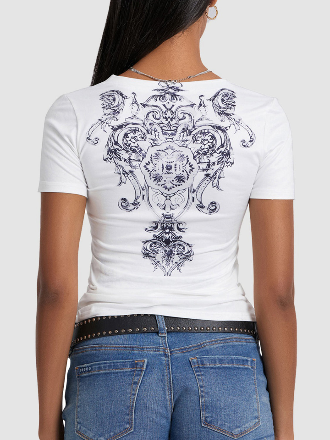 Graphic V-Neck Short Sleeve T-Shirt White / S White / M White / L White / S-White / M-White / L-White / XL-