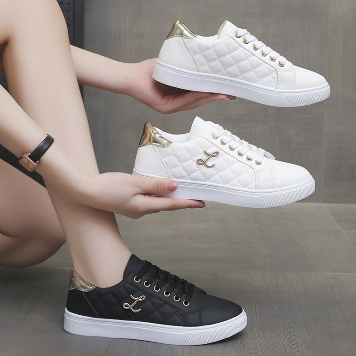 Lace Up Round Toe Sneakers Black / 38(US7) Black / 39(US8) Black / 40(US9) Black / 38(US7)-Black / 39(US8)-Black / 40(US9)-Brown / 35(US4)-Brown / 36(US5)-Brown / 37(US6)-Brown / 38(US7)-Brown / 39(US8)-White / 35(US4)-Brown / 40(US9)-White / 36(US5)-White / 37(US6)-White / 38(US7)-White / 39(US8)-White / 40(US9)-Black / 35(US4)-Black / 36(US5)-Black / 37(US6)-