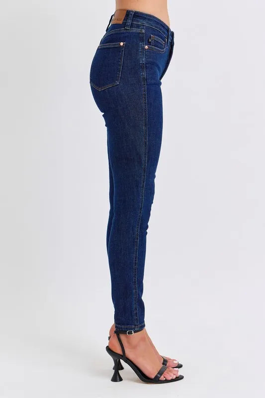 Judy Blue Full Size Midi Rise Tummy Control Classic Skinny Jeans Plus Size DK / 1(25) DK / 24W DK / 3(26) DK / 1(25)-DK / 24W-DK / 3(26)-DK / 5(27)-DK / 7(28)-DK / 9(29)-DK / 11(30)-DK / 13(31)-DK / 15(32)-DK / 14W-DK / 16W-DK / 18W-DK / 20W-DK / 22W-DK / 0(24)-