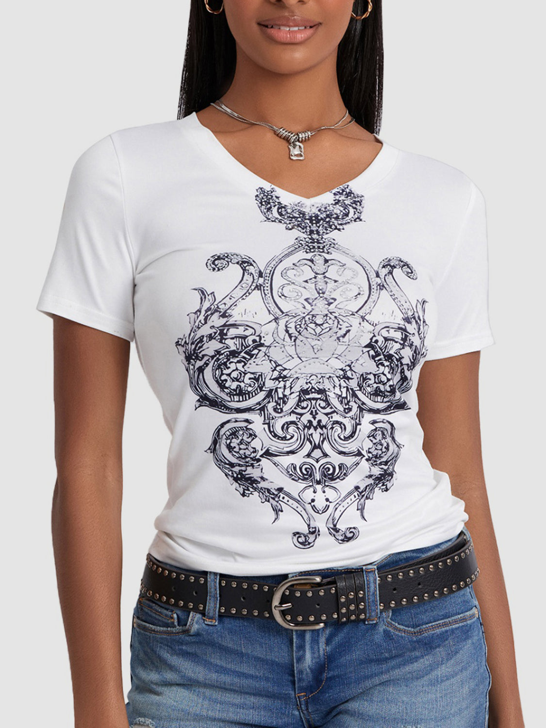 Graphic V-Neck Short Sleeve T-Shirt White / S White / M White / L White / S-White / M-White / L-White / XL-