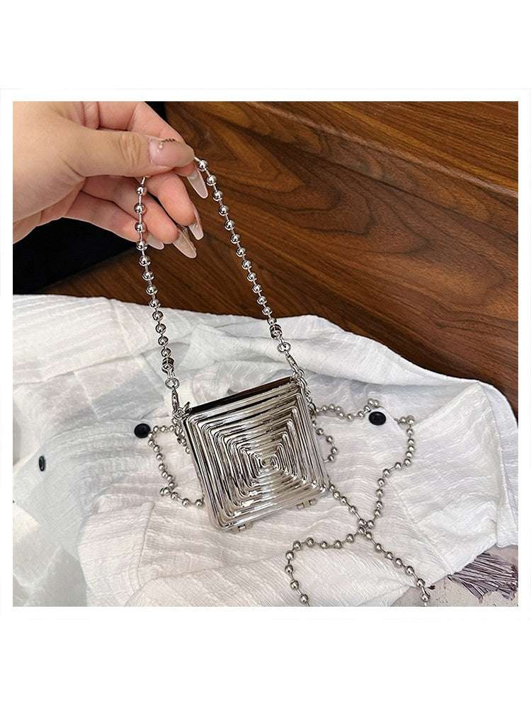 Stylish and Versatile Women's Shoulder Bag - Perfect for Everyday Use Silver / One Size Gold / One Size Silver / One Size-Gold / One Size-