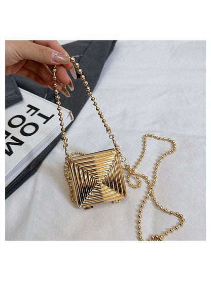 Stylish and Versatile Women's Shoulder Bag - Perfect for Everyday Use Silver / One Size Gold / One Size Silver / One Size-Gold / One Size-