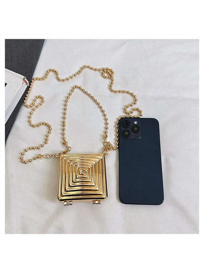 Stylish and Versatile Women's Shoulder Bag - Perfect for Everyday Use Silver / One Size Gold / One Size Silver / One Size-Gold / One Size-