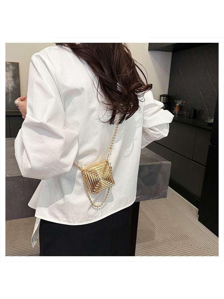 Stylish and Versatile Women's Shoulder Bag - Perfect for Everyday Use Silver / One Size Gold / One Size Silver / One Size-Gold / One Size-