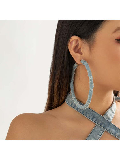 Elegant Bohemian Feather Drop Earrings – A Touch of Nature's Charm Circle / One Size Heart / One Size Square / One Size Circle / One Size-Heart / One Size-Square / One Size-Star / One Size-