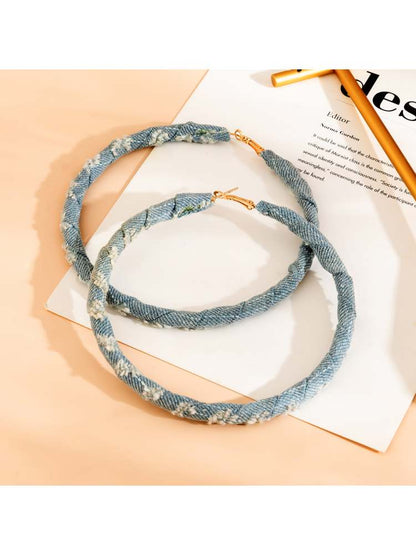 Elegant Bohemian Feather Drop Earrings – A Touch of Nature's Charm Circle / One Size Heart / One Size Square / One Size Circle / One Size-Heart / One Size-Square / One Size-Star / One Size-