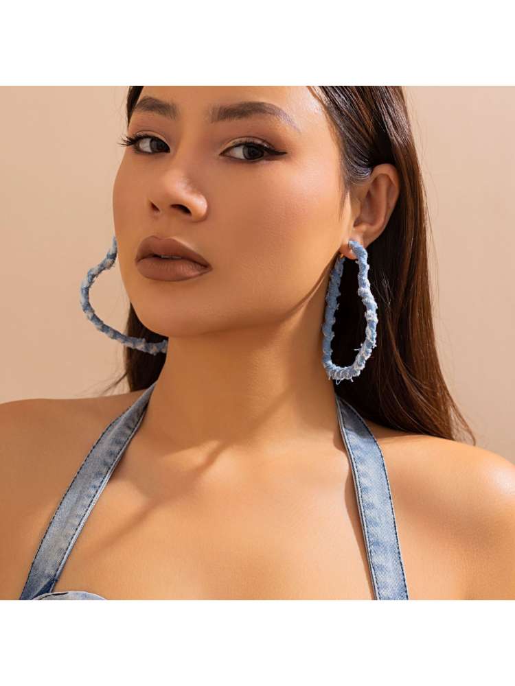 Elegant Bohemian Feather Drop Earrings – A Touch of Nature's Charm Circle / One Size Heart / One Size Square / One Size Circle / One Size-Heart / One Size-Square / One Size-Star / One Size-