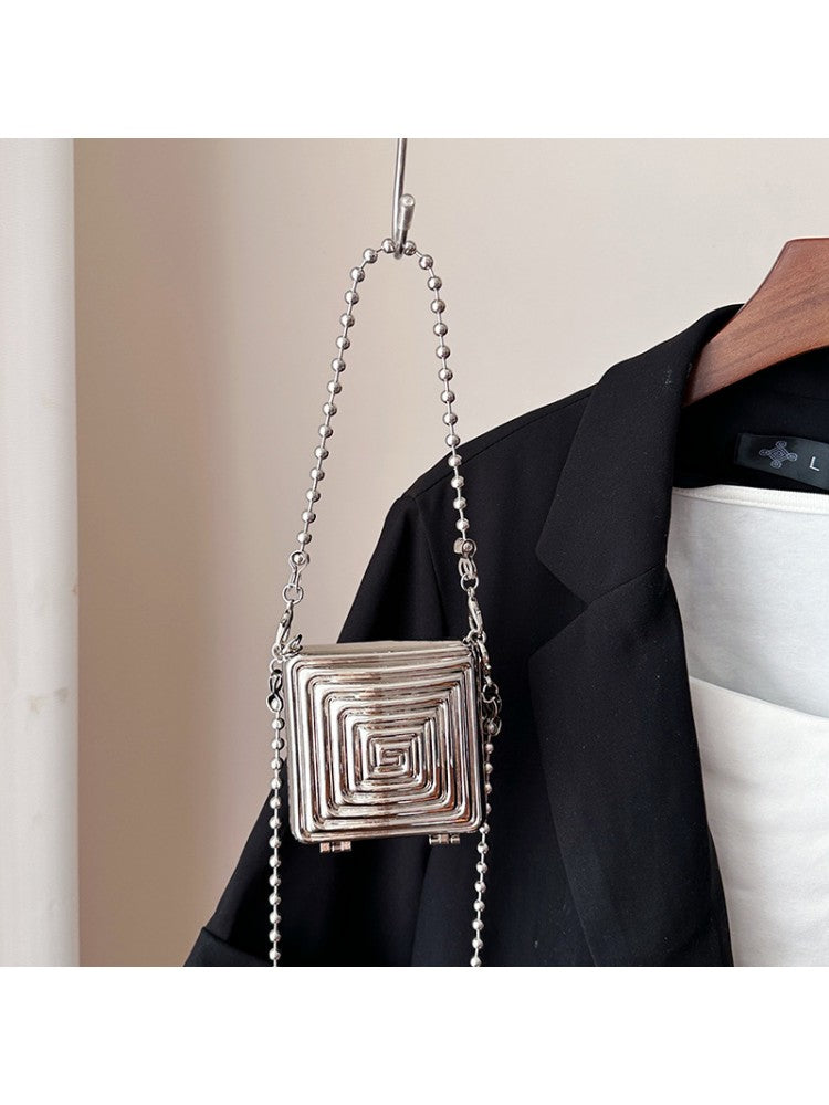 Stylish and Versatile Women's Shoulder Bag - Perfect for Everyday Use Silver / One Size Gold / One Size Silver / One Size-Gold / One Size-